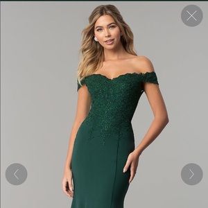 Beautiful long dress!